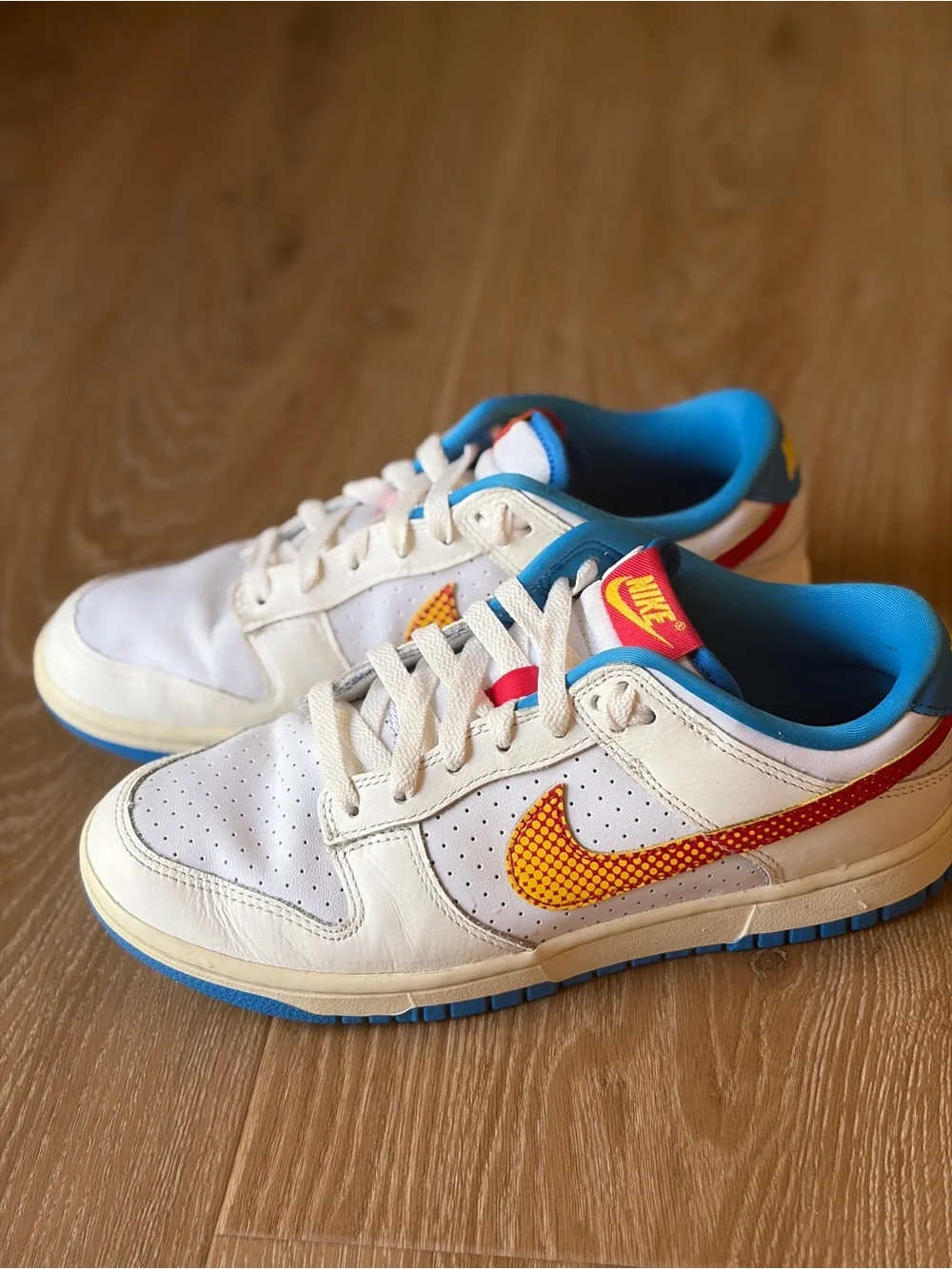 Nike Dunk Low Retro SE Pop Art Sneakers Size 7 White Blue Red Yellow